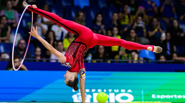 Гимнастка Онофрийчук завоевала золото в многоборье на этапе Кубка мира в Баку