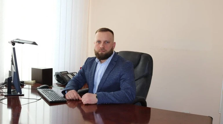 Квартири на матері й клініка дружини: Bihus.Info дослідили майно родини очільника київського БЕБ