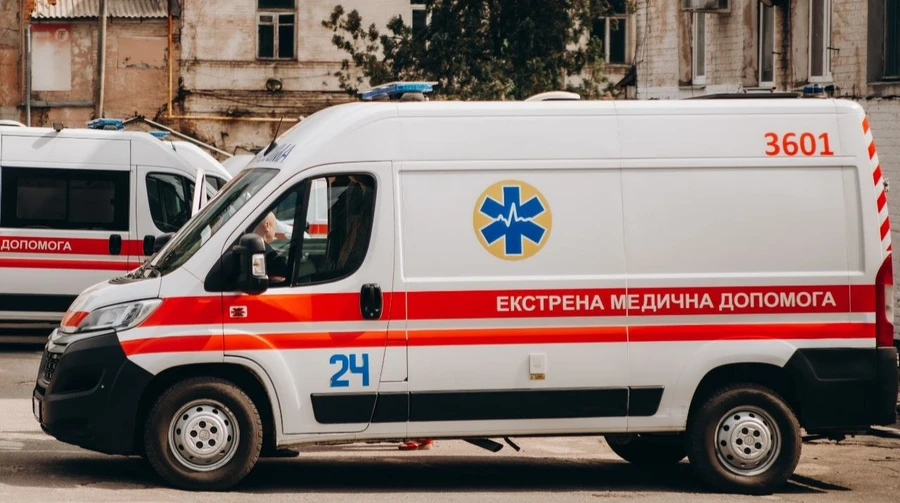 Россияне атаковали АЗС и гаражный кооператив в Запорожье: 2 раненых