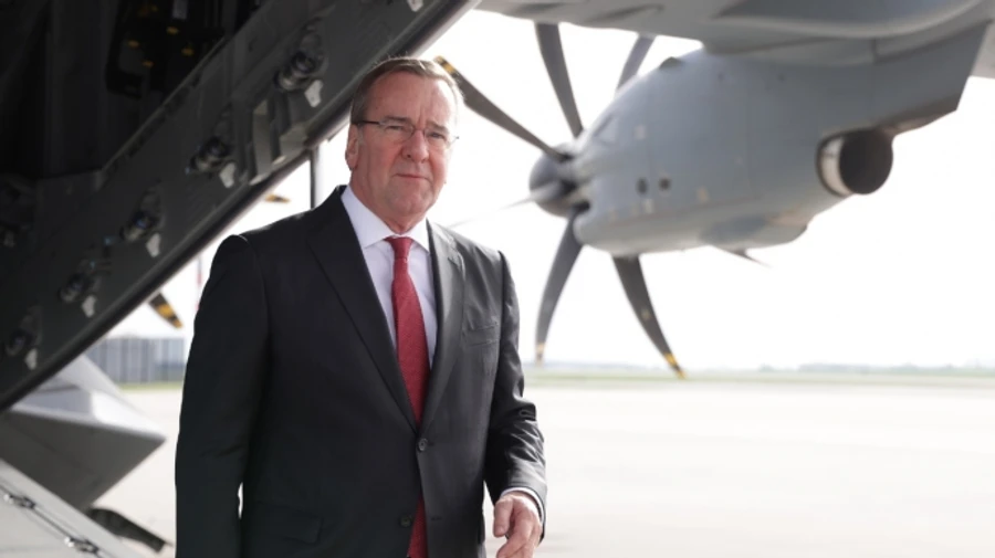 German Defence Minister explains decision to allow Ukraine strike Russia with German weapons