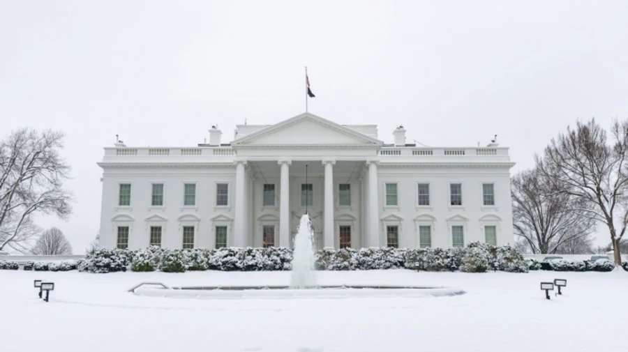 White House sees no serious push from Russians for ground offensive