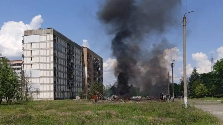 31 постраждалий, поранено двох немовлят і ще 7 дітей: росіяни обстріляли Первомайський