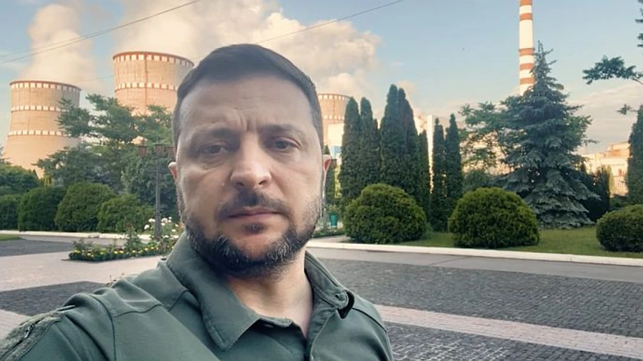 Зеленський: Вірю, що скоро забезпечимо умови для повернення людей в Україну