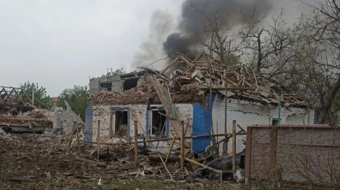 Запорізька область: у Микільському через нічний обстріл важко поранено жінку