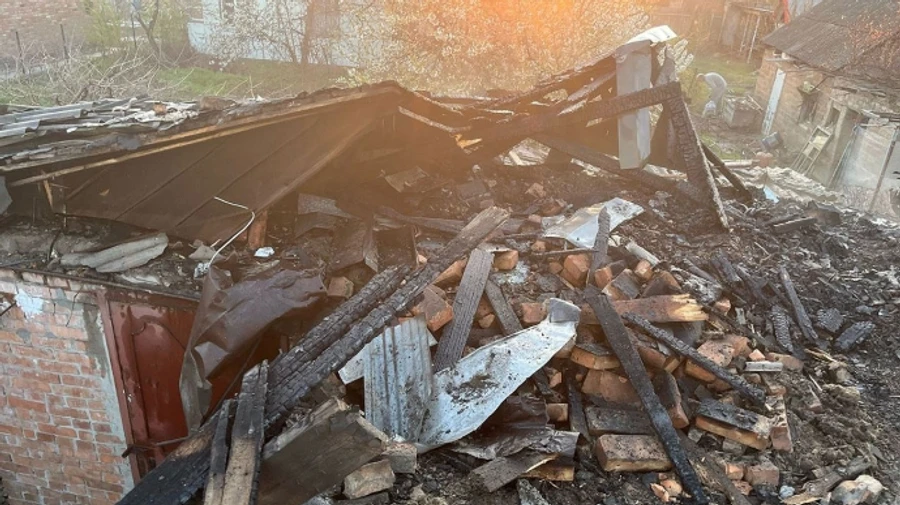 Russians hit Dnipropetrovsk Oblast with Grad rocket artillery and heavy artillery: man injured and fires break out – photos