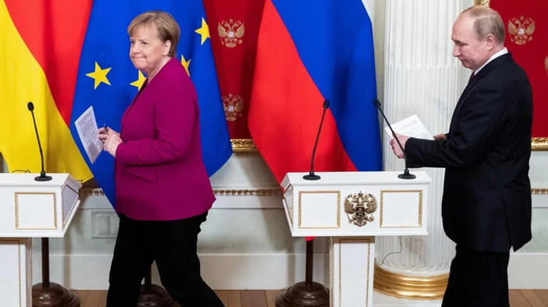 Меркель та диктатори: де канцлерка Німеччини боролася, а де йшла на поступки