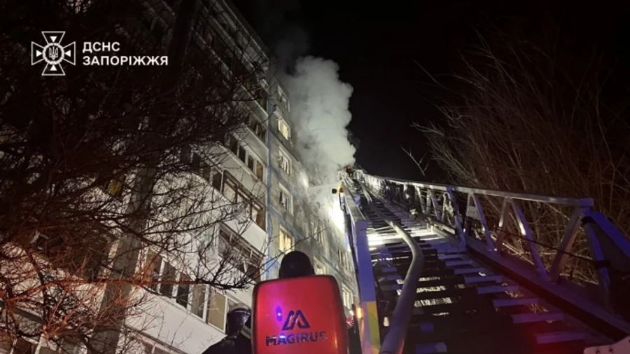 Рятувальники показали наслідки атаки ворожих дронів на Запоріжжя