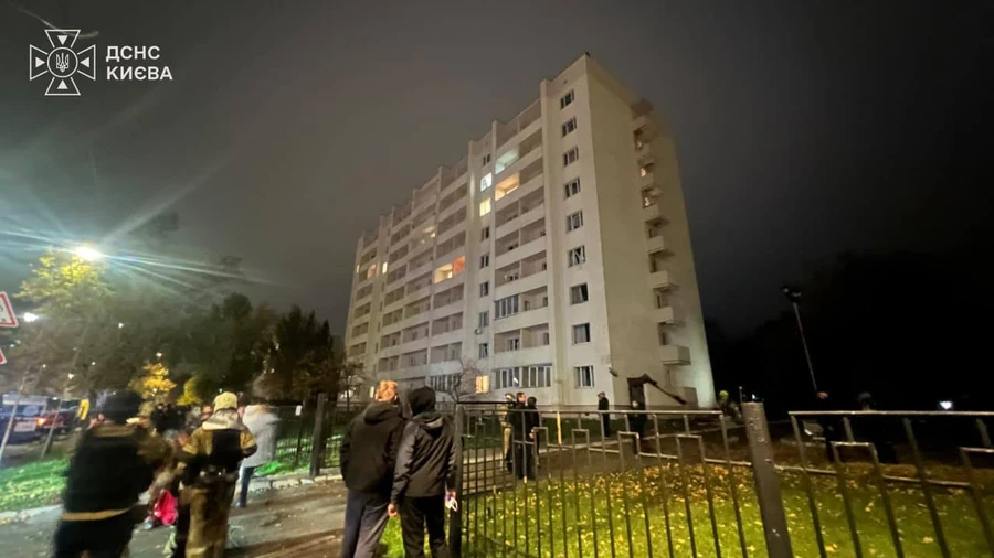 Россия нанесла баллистический удар по Киеву: есть погибший и пострадавшие, повреждены медицинские учреждения и общежитие