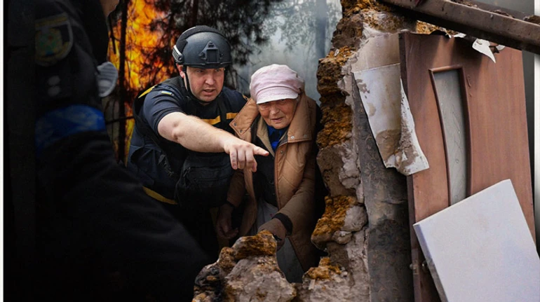 Гремела вся граница. Россия снова атакует Волчанск, откуда эвакуируют людей. Репортаж