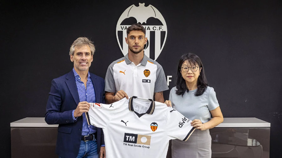 Нападающий сборной Украины Яремчук перешел в испанскую Валенсию