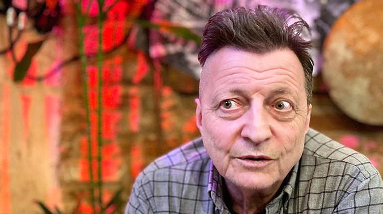 Они спекулируют на теме войны. Влодко Кауфман об искусстве в трудные времена, привыкании к погибшим и собственных табу