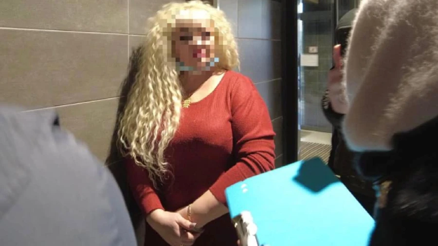 На зйомках телешоу затримали сваху, яка одружувала українок з іноземцями