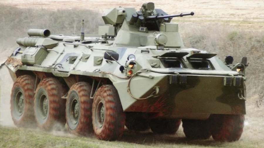 Влучили у ТРЦ: у Росії військові випадково вистрілили з гармати