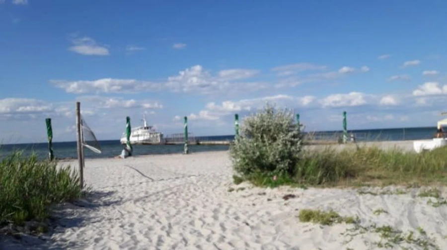 У вихідні в Україні – спекотно й сухо, але подекуди парасоля не завадить