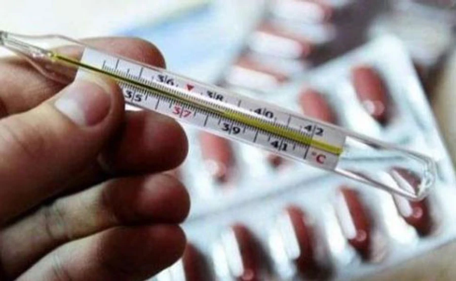 Студента, который больным приехал в Украину из Китая, поместили в бокс-изолятор