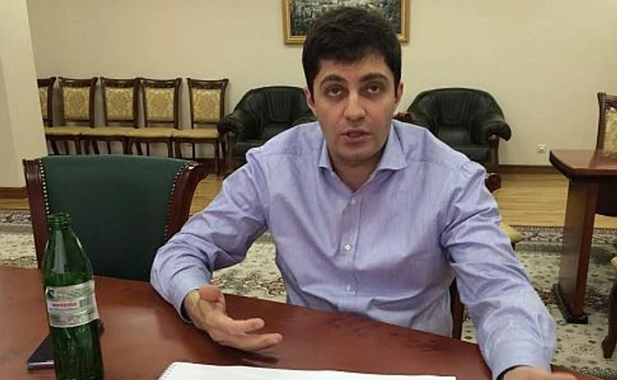 ШОКІН ЗВІЛЬНИВ САКВАРЕЛІДЗЕ