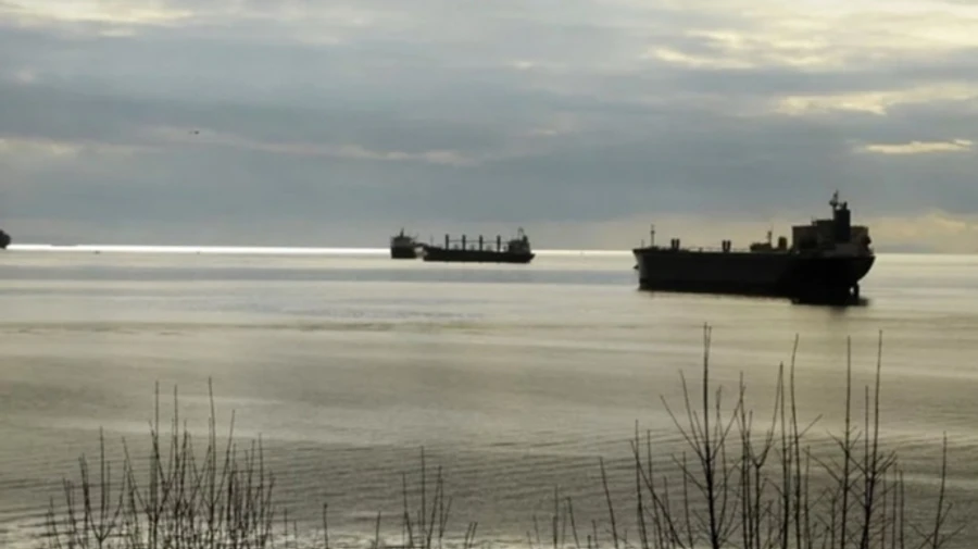 Explosion hits Russian oil tanker near Russia's Chukotka