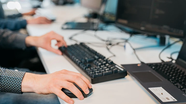 Украинцы в Литве смогут сдавать теоретический экзамен по вождению на родном языке