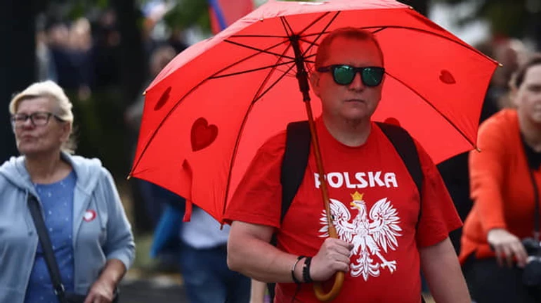 Польща обирає курс на 4 роки: головне про парламентські вибори у сусідів