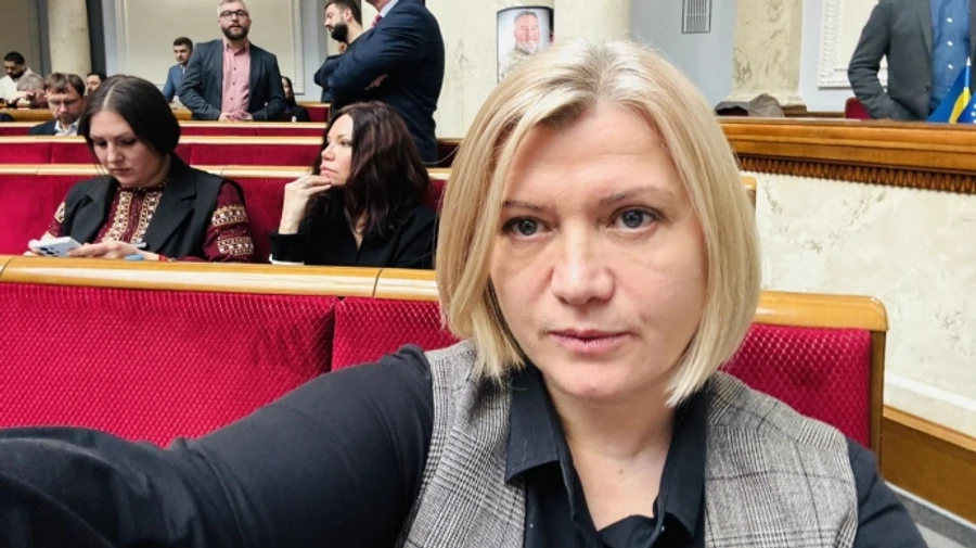 Євросолідарність вимагає спецзасідання Ради за участі Зеленського