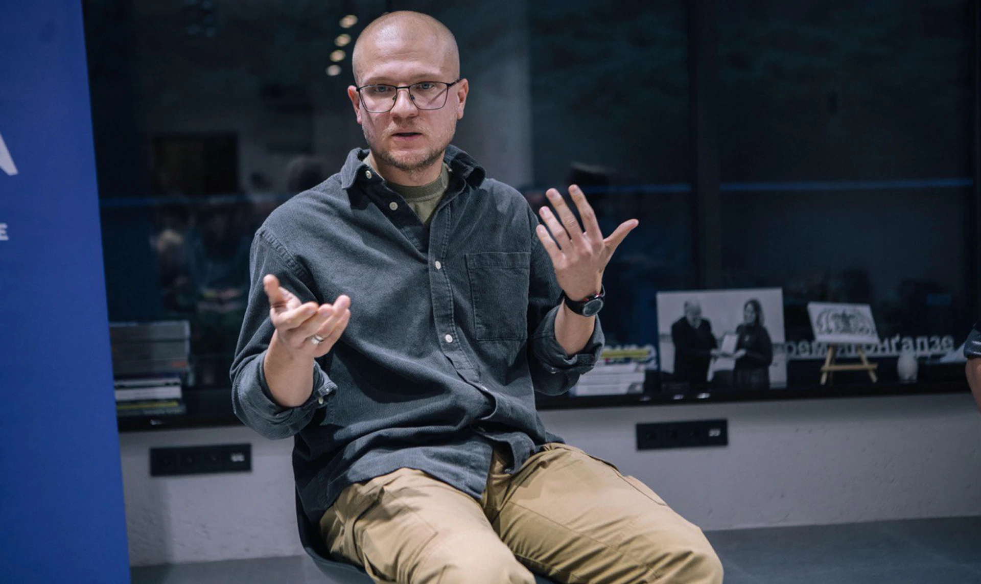 Александр Михед: Мне приятно представлять Россию как территорию от 30 до 70 отдельных болот, грызущихся между собой