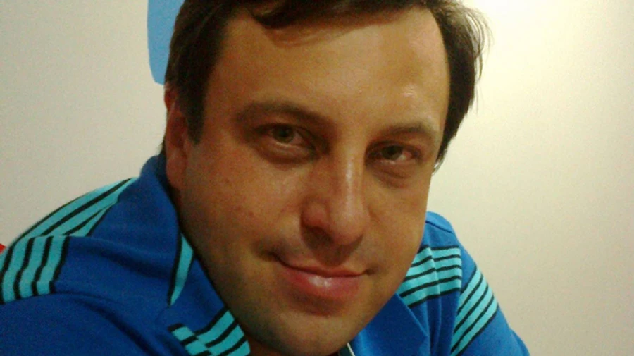 У Бердянську в авто колаборанта підклали вибухівку – він в лікарні