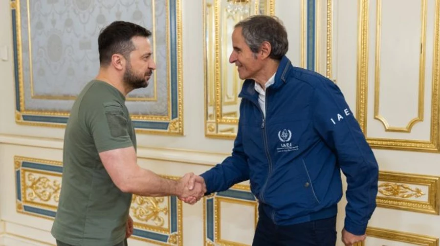 Зеленський закликав МАГАТЕ жорстко засудити рейдерство Росії щодо ЗАЕС