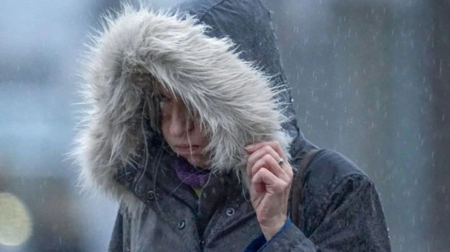 Вітер та дощі: синоптики дали прогноз на найближчі дні