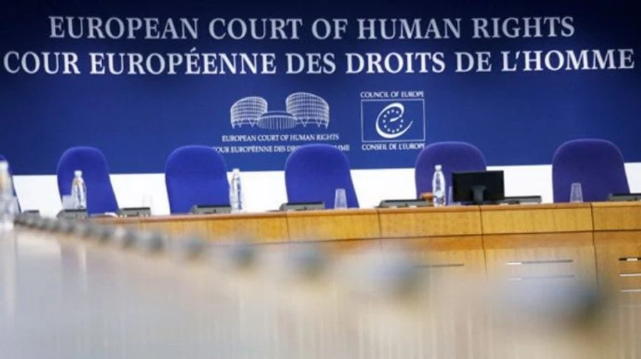 ЕСПЧ обязал РФ выплатить 370 тысяч евро женщине, которой муж отрубил кисти рук