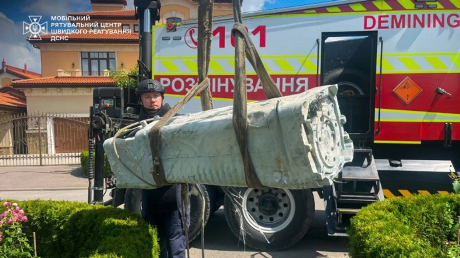 Warhead of Russian missile defused in Kyiv – photos