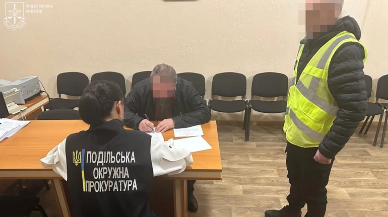 В Одесской области главный врач незаконно выписывал себе доплаты за работу с больными COVID-19