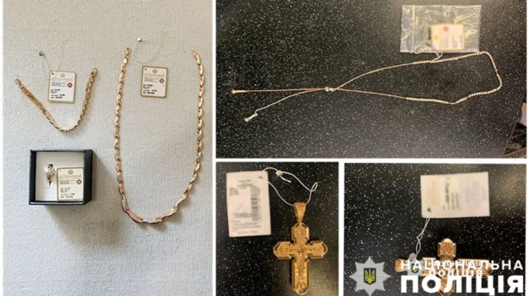 В Киеве работники банка украли со счета клиентки несколько миллионов и накупили украшений