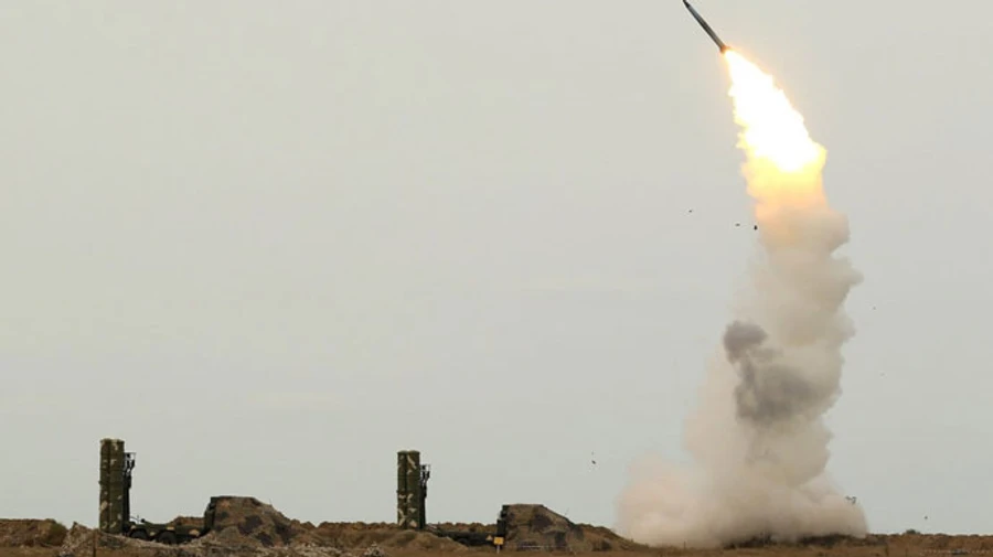 Air defence network responding to missile attack in Kyiv Oblast