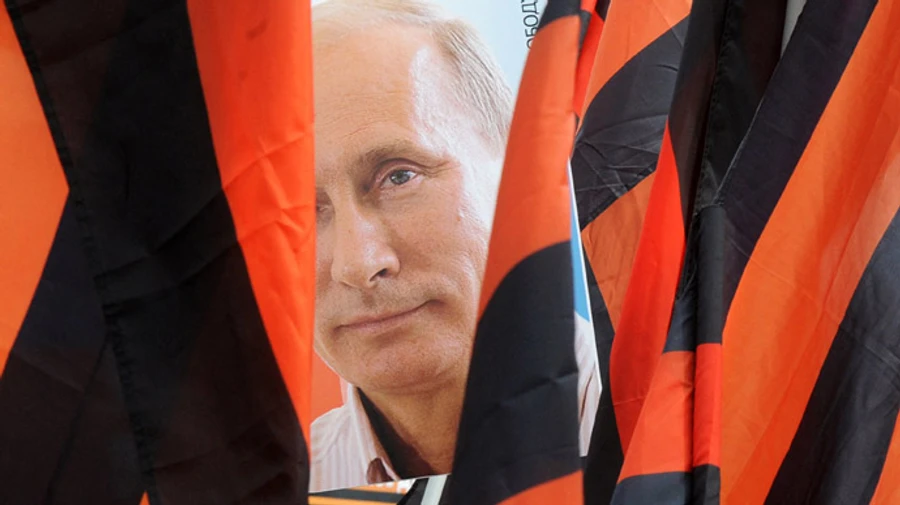 В Росії вирішили саджати у в'язницю за осквернення георгіївської стрічки