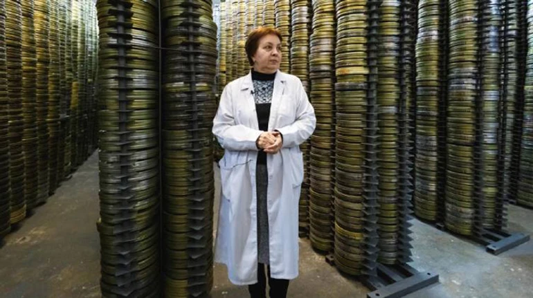 Що цінного є в архівах Довженко-Центру та чому активісти його захищають