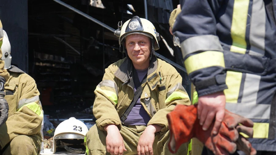 Рятувальники закінчили розбирати завали ТЦ у Кременчуку: виявили 29 фрагментів тіл