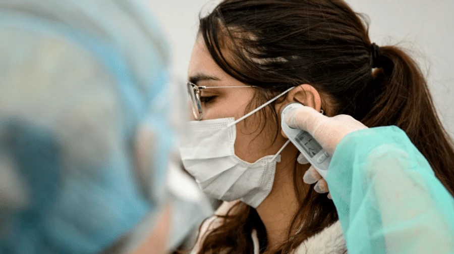 Франция зафиксировала рекорд новых Covid-случаев