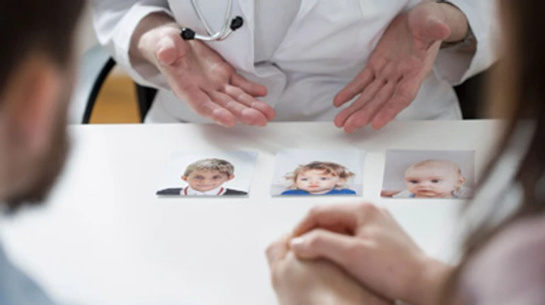 17000 детей так и не попадут в семьи: с 1 января в Украине могут прекратиться процессы усыновления