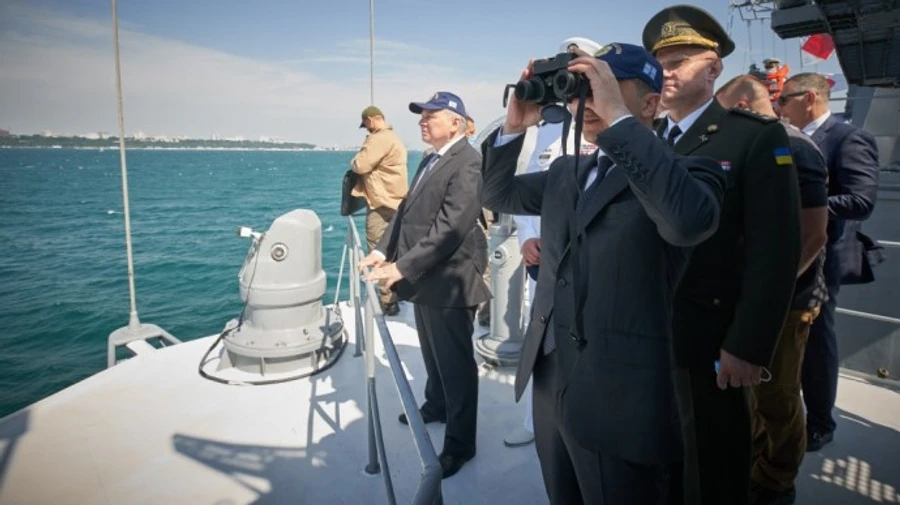 Зеленський: Ми повернемо всіх наших людей і території, що зараз окуповані