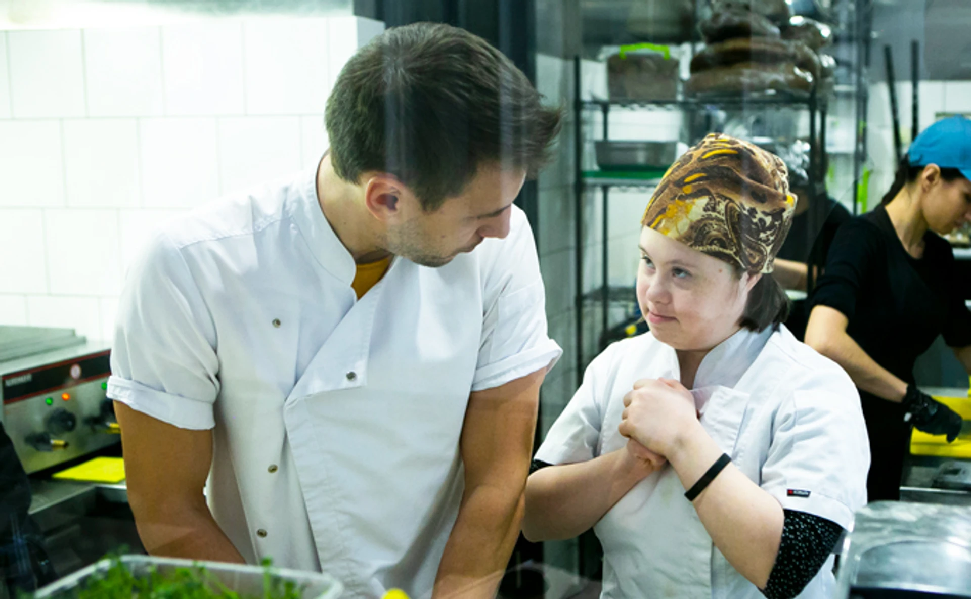 Миру повезло, что все разные. Чем уникален новый ресторан в Харькове