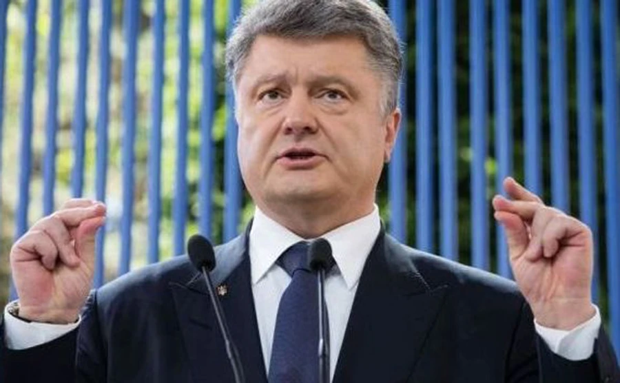Порошенко задекларировал проценты от своего банка: более миллиона гривен