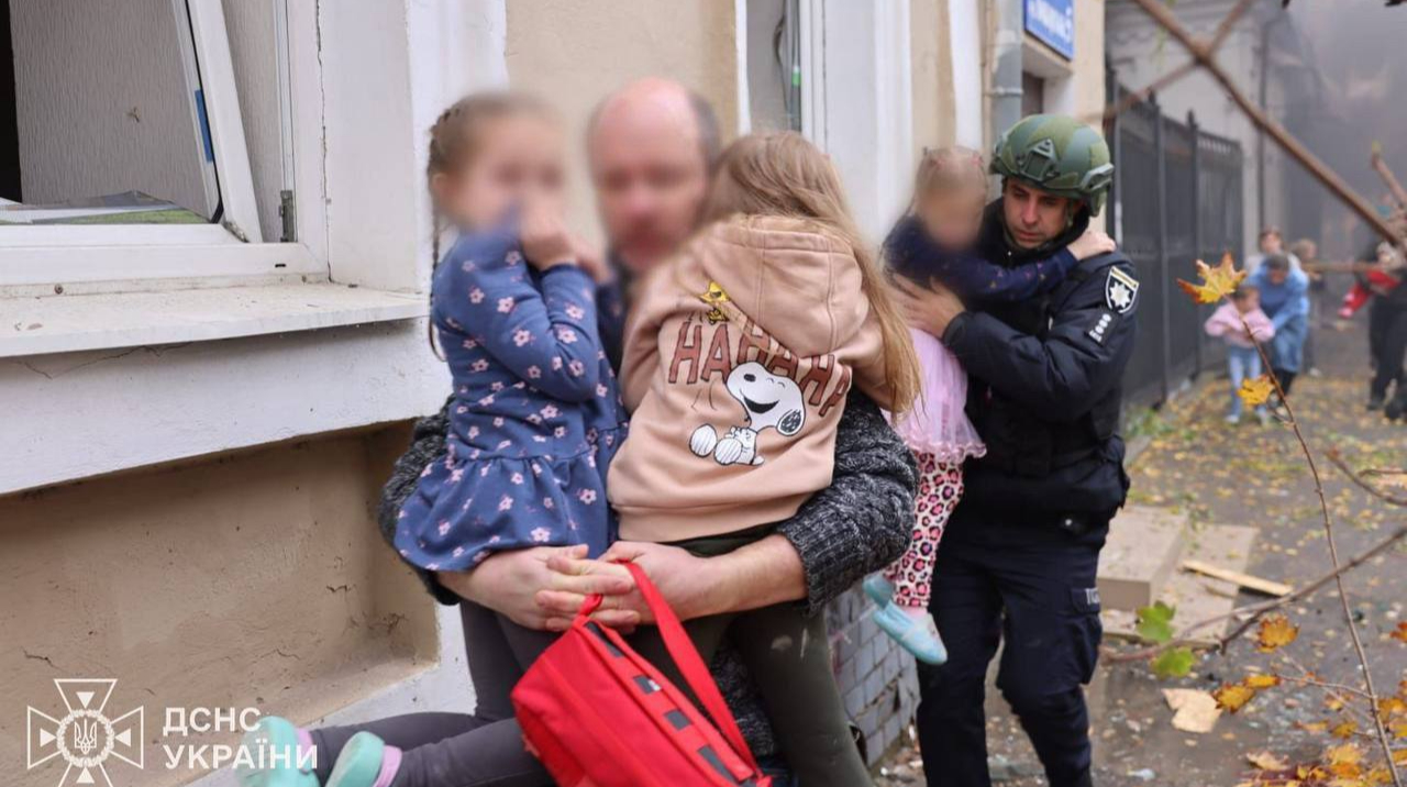 Tiny hands holding tight: children rescued after Russian strike on Kharkiv kindergarten – photos