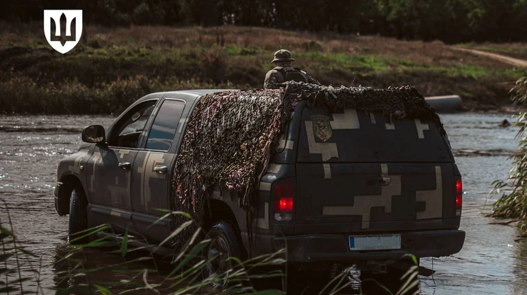 Кабмін спростив закупівлю пікапів та мотоциклів для Сил оборони