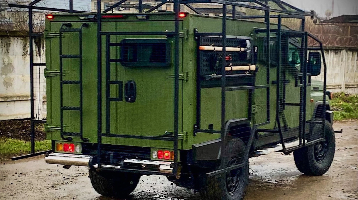 Germany delivers another five medical evacuation vehicles to Ukraine