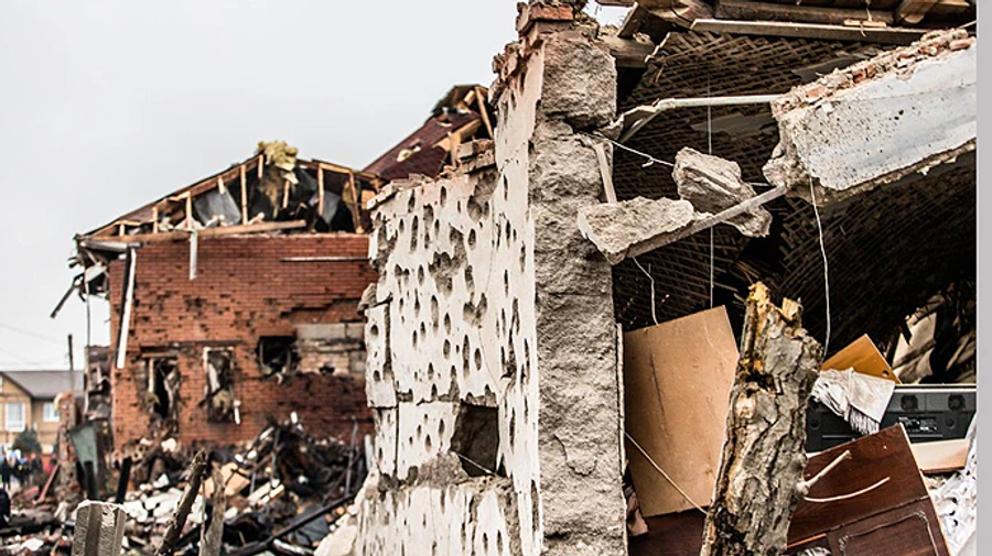 Russian missile strike on Dnipro: dead man pulled out from under rubble