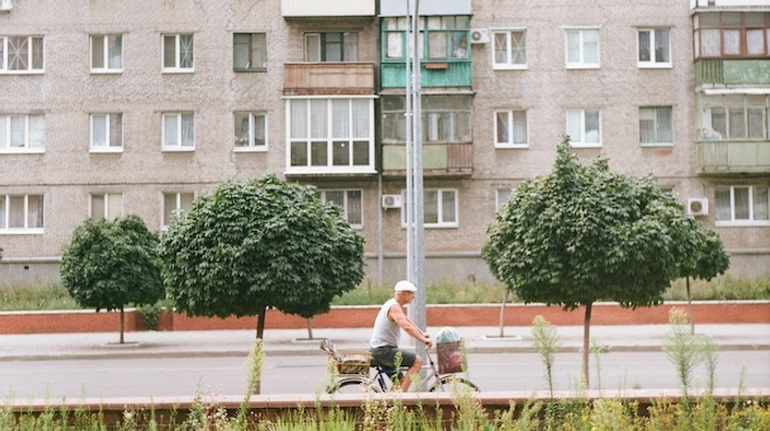 Місто жило, а тепер знову нічого не має. Як змінився Слов’янськ після 24 лютого? Подкаст-репортаж