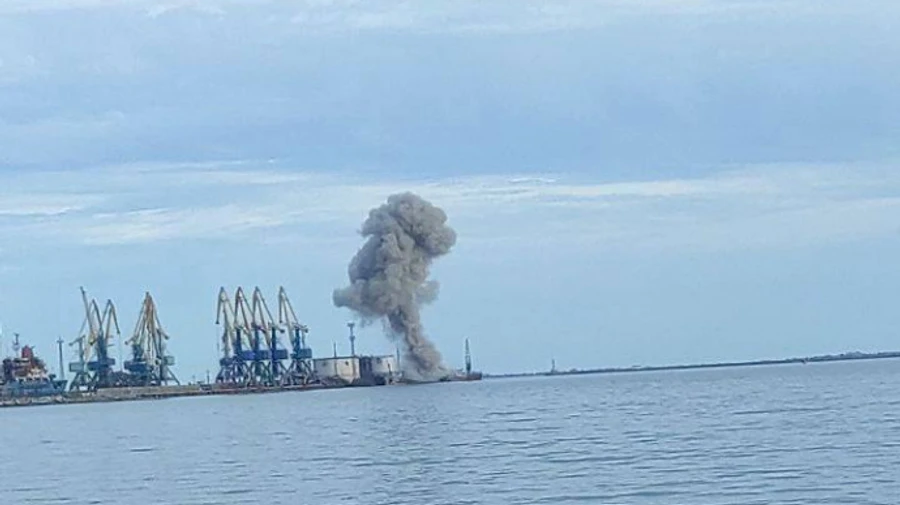 Окупанти Бердянська повідомляють про вибух у порту