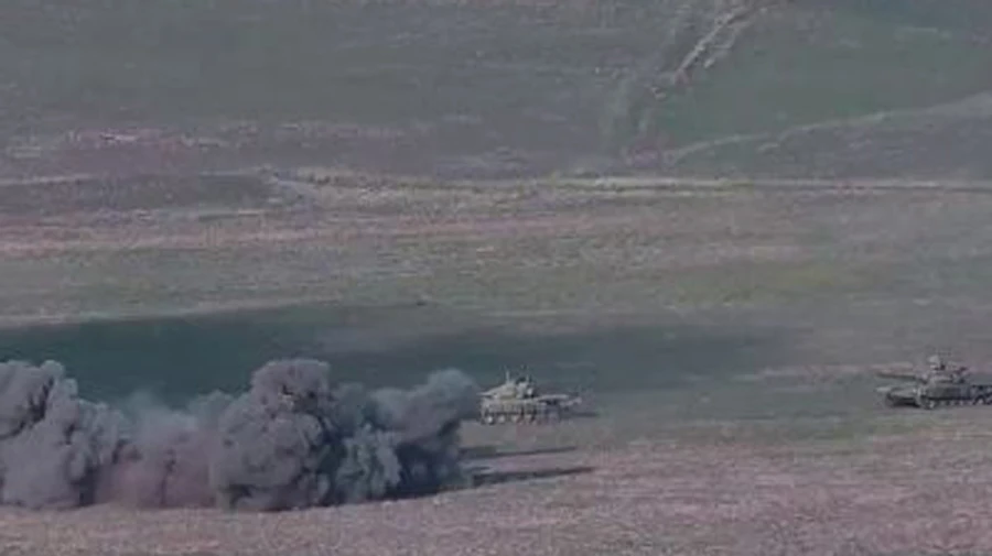 Вірменія заявляє про масштабний наступ Азербайджану на півдні Карабаху