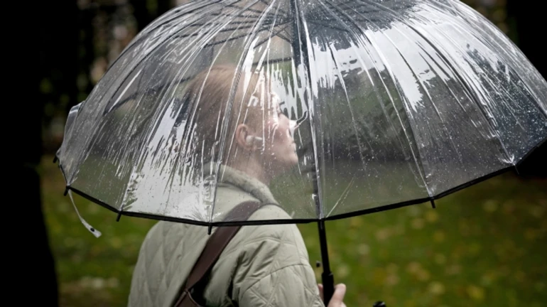 В Украине теплеет, но на выходных ожидаются дожди и мокрый снег
