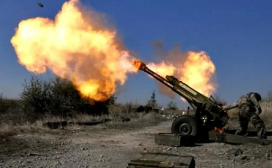 Ситуація в АТО загострилася: 94 обстріли, бойовики гатять зі 152-мм артилерії